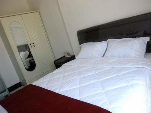Providence Homestay Surabaya Kültér fotó
